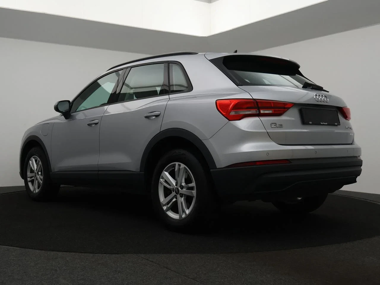 Audi-Q3-image-22