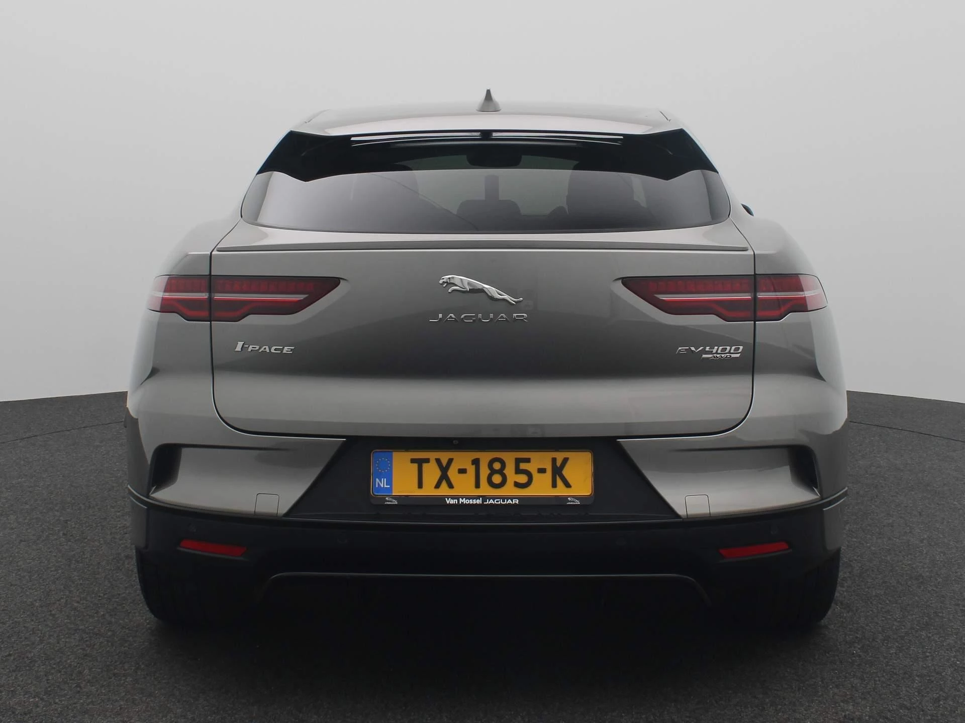 Jaguar-I-PACE-image-5