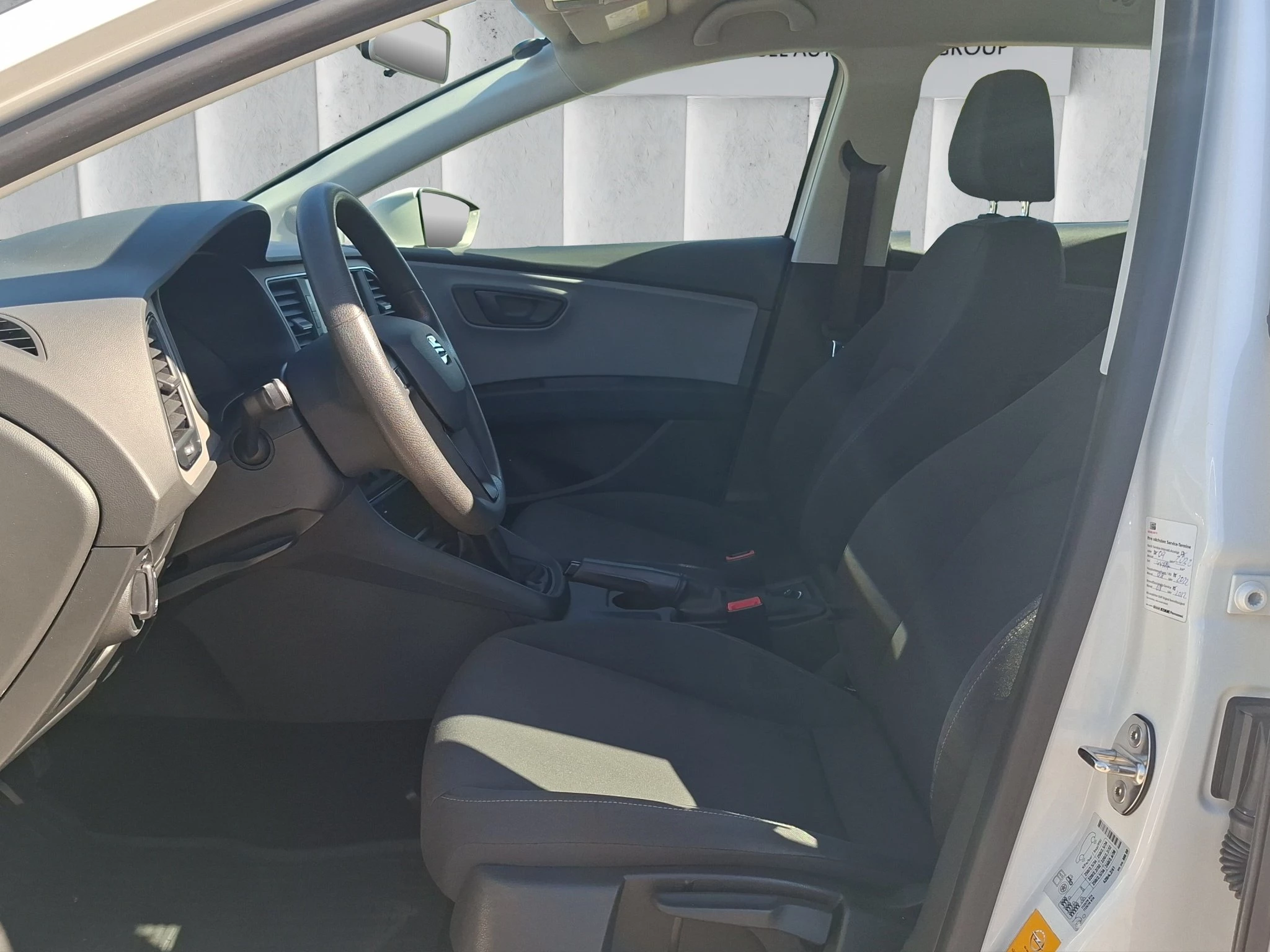 SEAT Leon ST Reference Kombi 1.2 TSI 63 kW GJR | Navi | PDC | Klima | BT | ZV mit FB