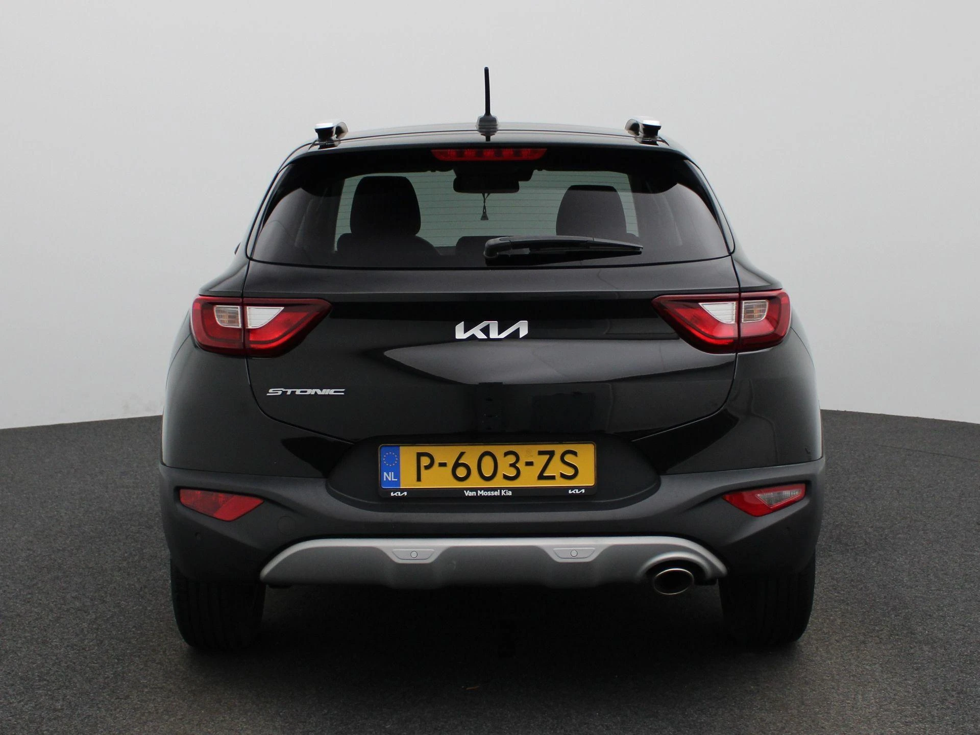 Kia-Stonic-image-4