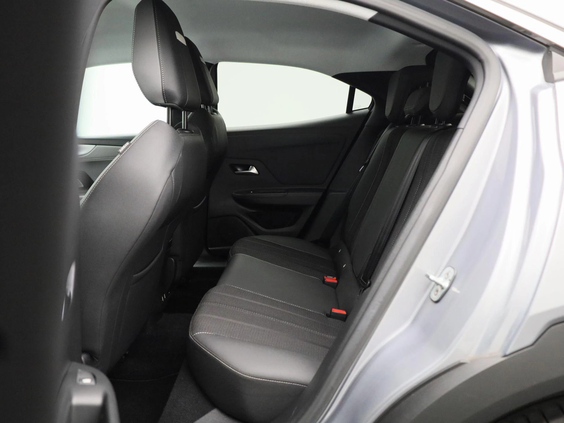 Opel-Mokka-e-image-11