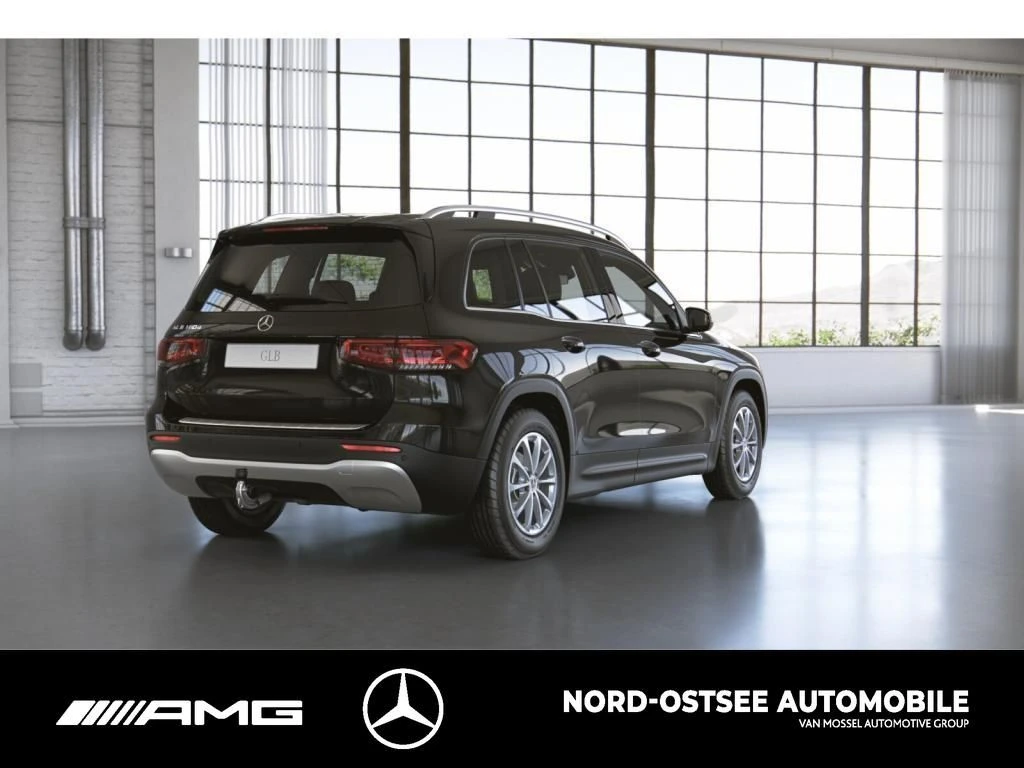 Mercedes-Benz GLB 180 d STYLE NAVI KAMERA LED SHZ PDC TEMPOMAT Style