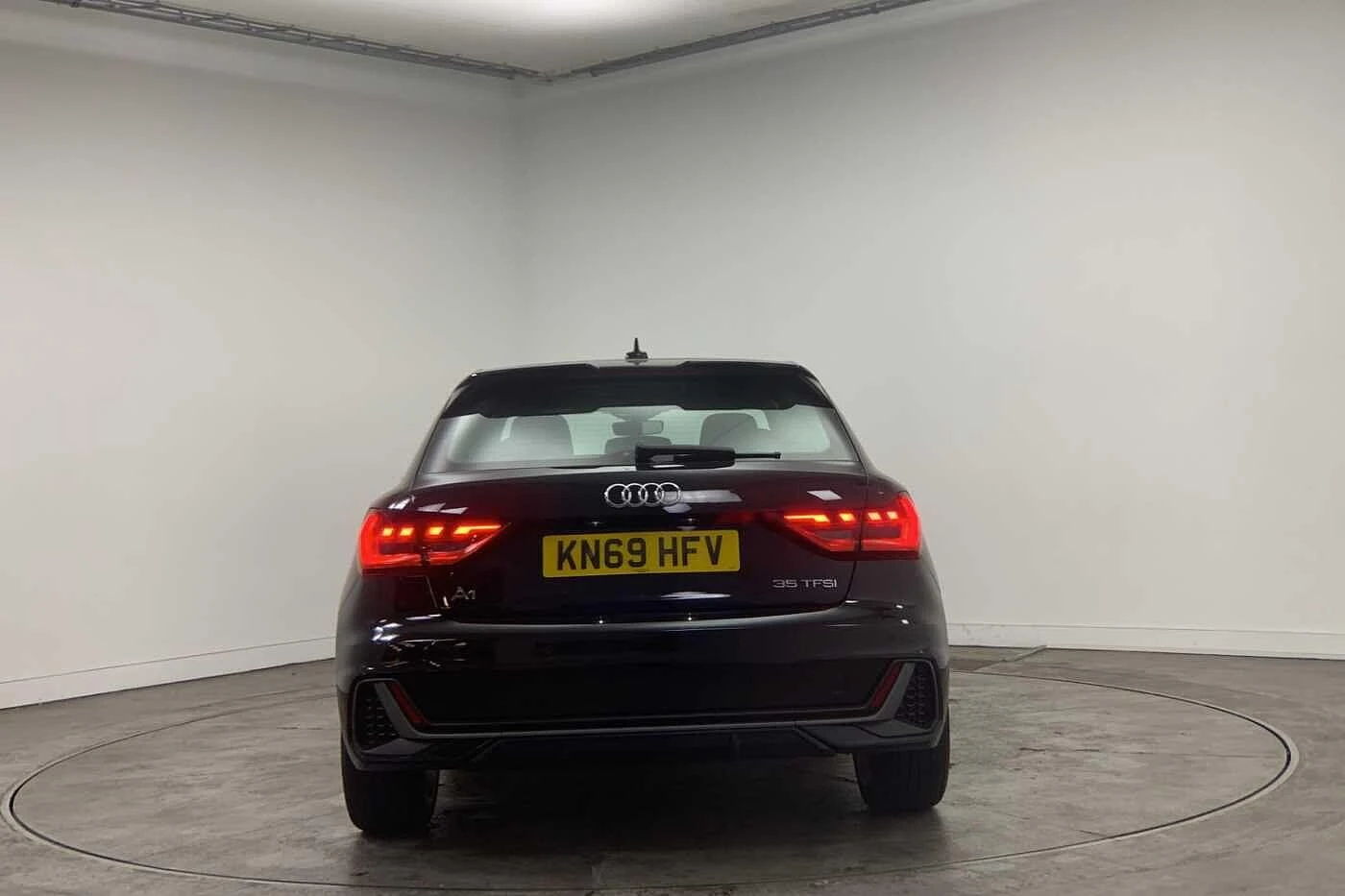 Audi-A1 Sportback-image-10