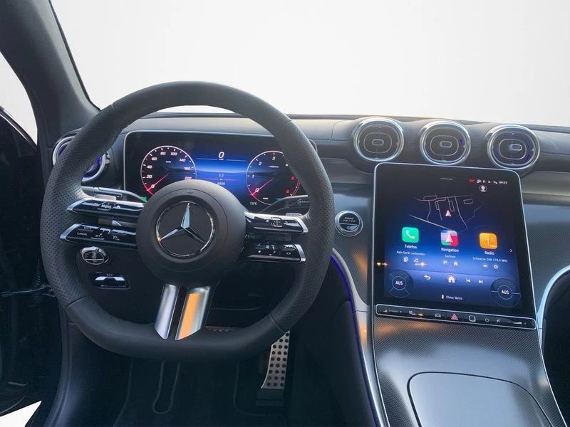 Mercedes-Benz-GLC-image-15