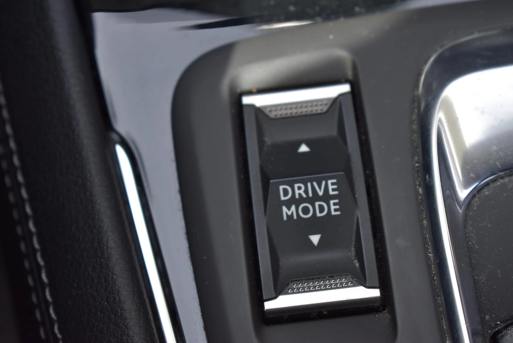 Opel Grandland X 1.6 Turbo Hybrid4 Elegance