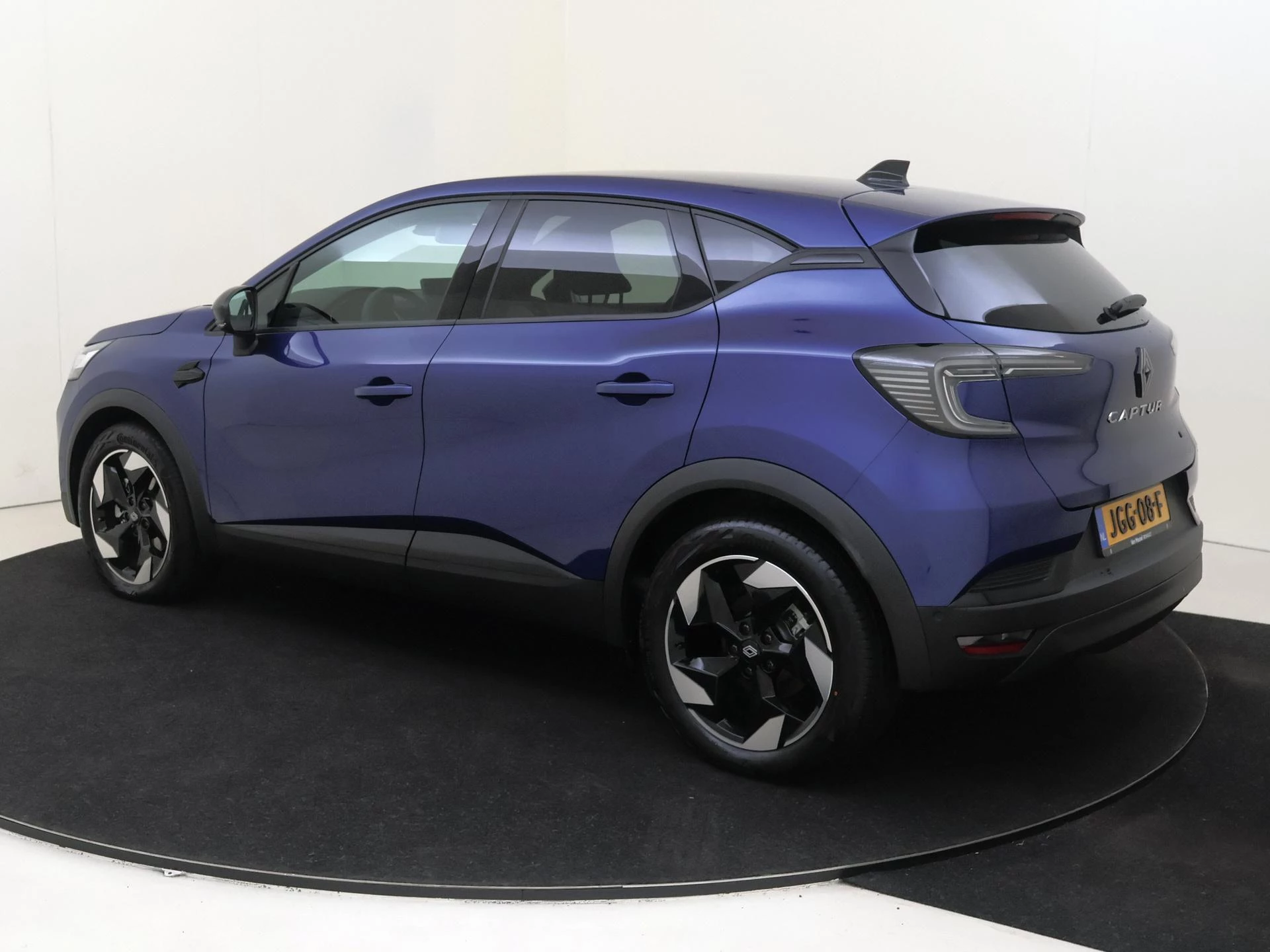 Renault-Captur-image-2