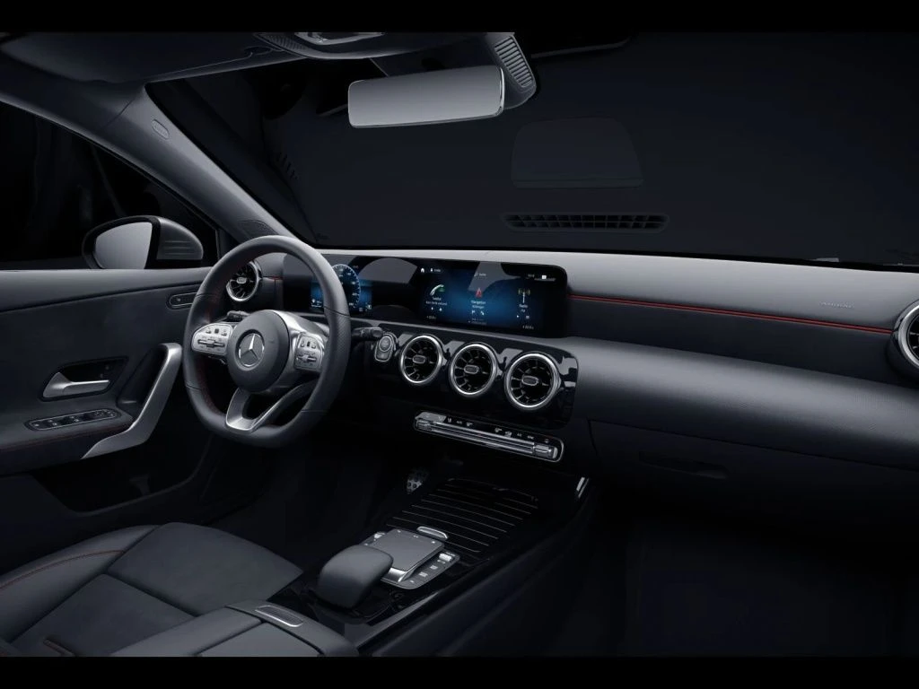 Mercedes-Benz-A-Klasse 200-image-12