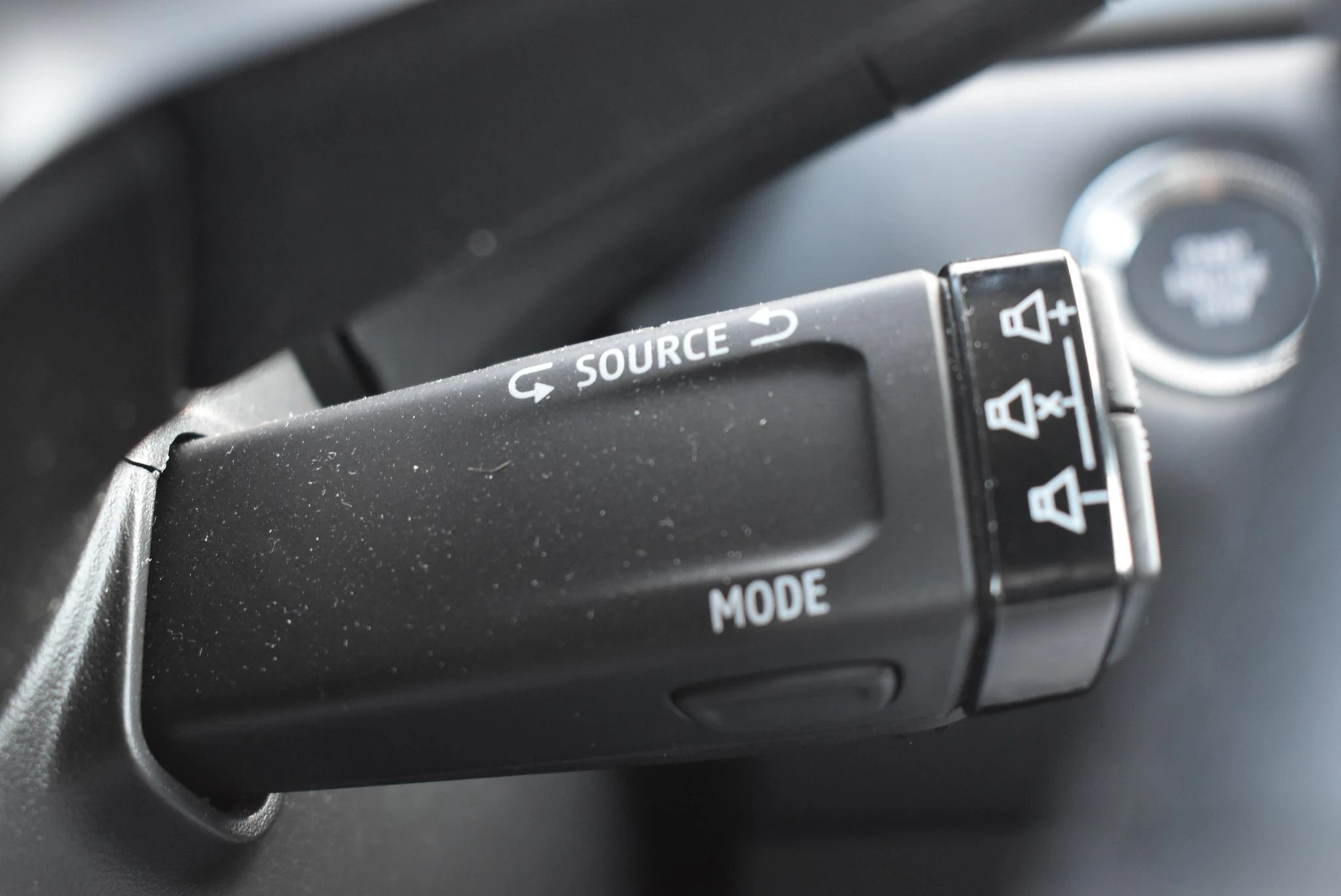 Renault-Captur-image-22
