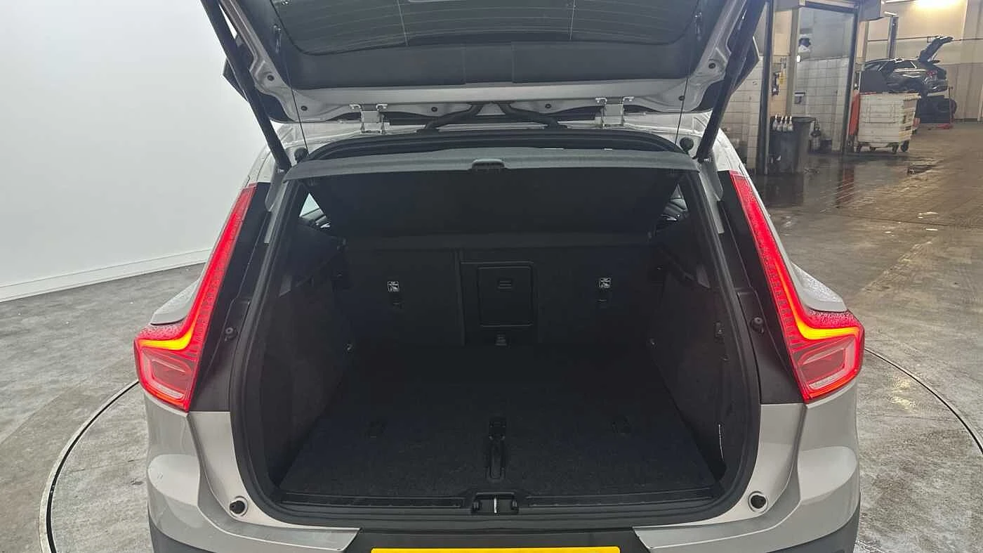 Volvo-XC40-image-13