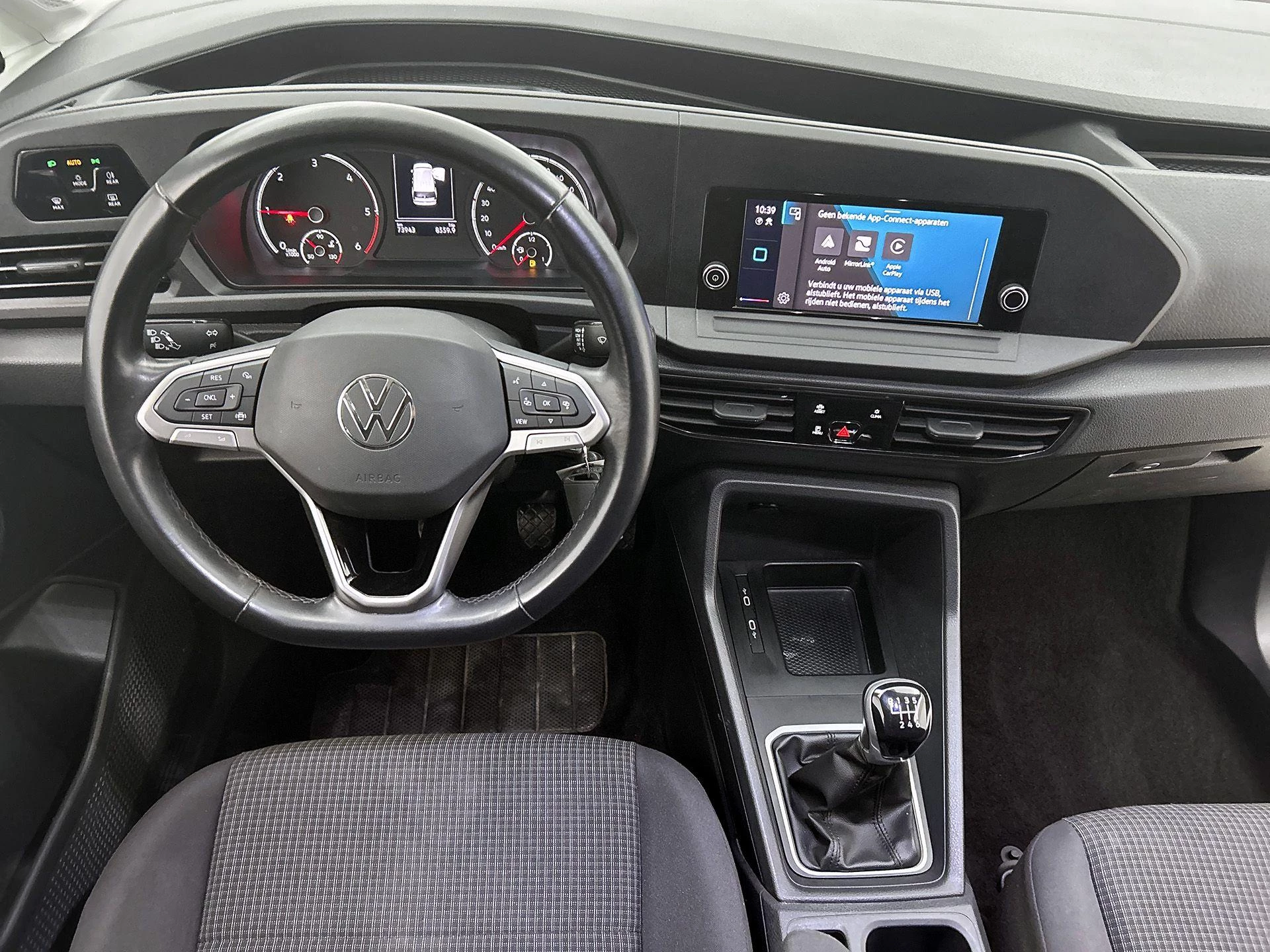 Volkswagen-Caddy-image-16