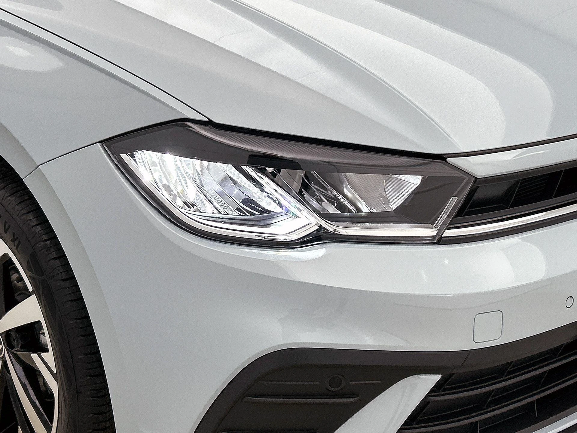 Volkswagen-Polo-image-28