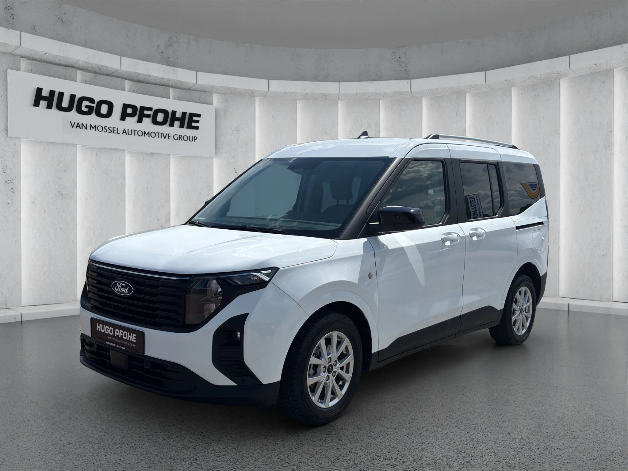Ford-Tourneo Courier-image-0