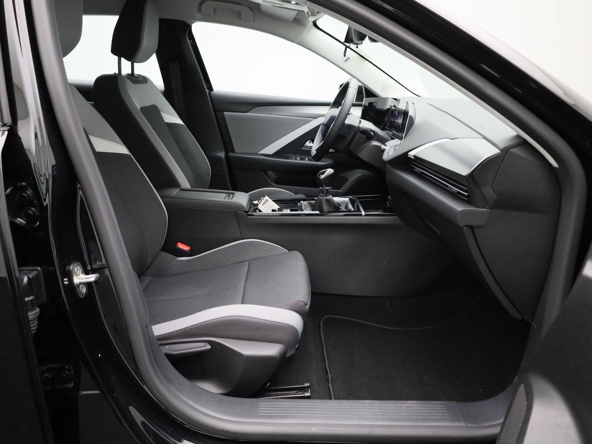 Opel-Astra-image-31
