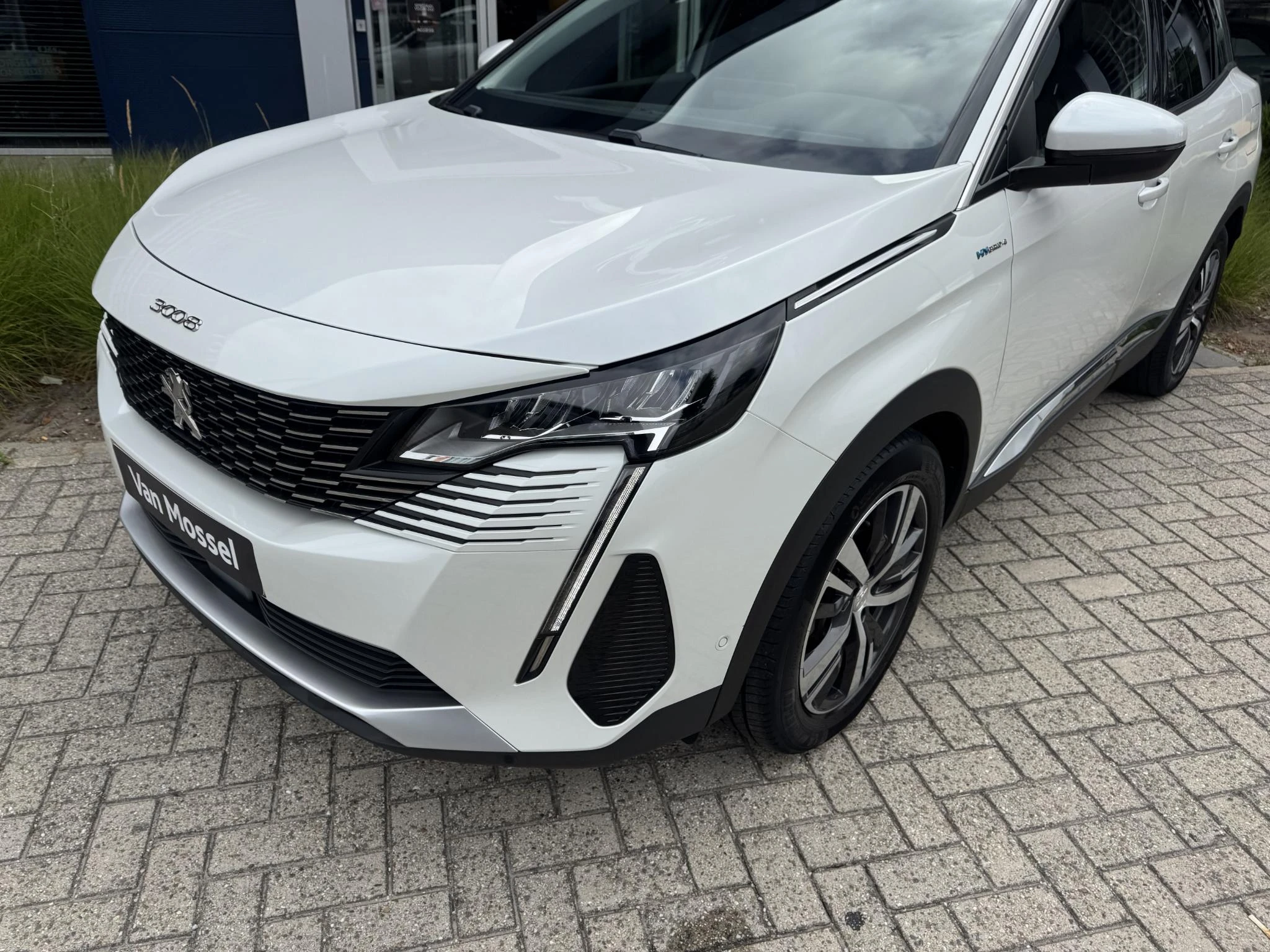 Peugeot 3008 1.6 HYbrid4 300 Blue Lease Allure