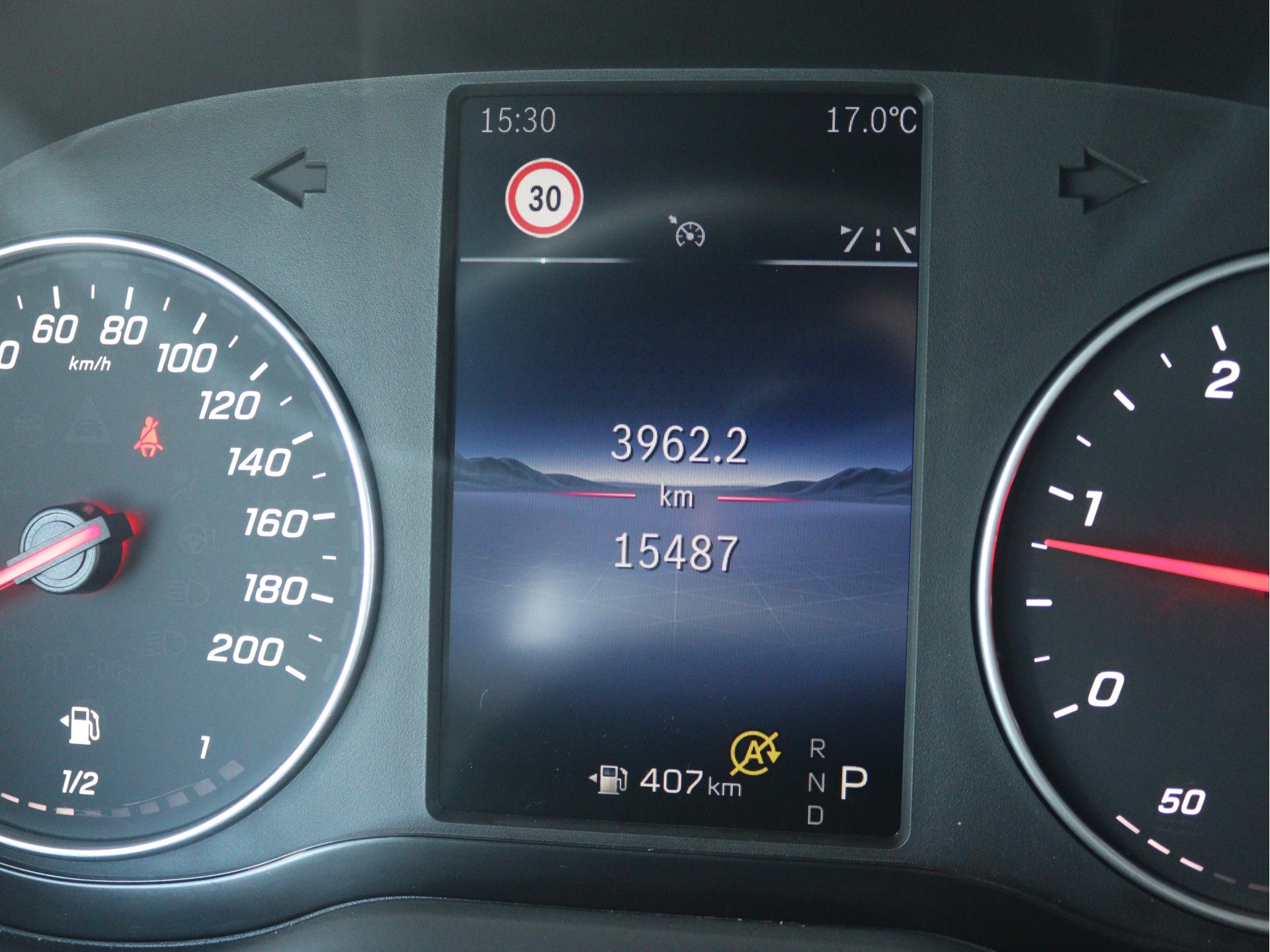 Mercedes-Benz Sprinter 317 CDI L2H2 Select | AIRCO/CAMERA/CRUISE/LED | Certified