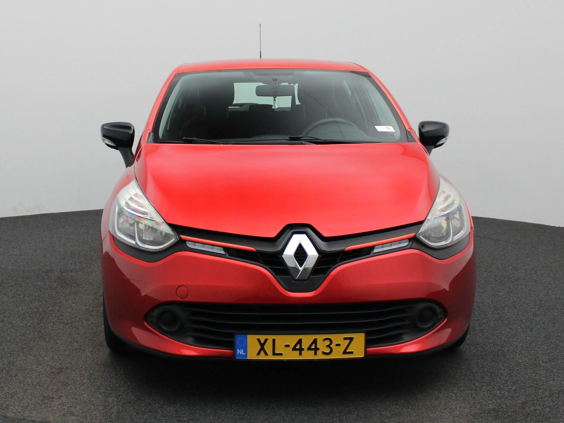 Renault-Clio-image-2