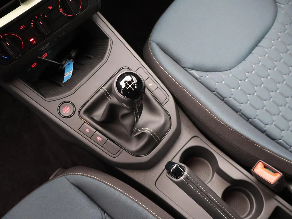 SEAT Ibiza 2026 Ibiza Play Plus 1.0 TSI 95PK *VIRTUAL COCKPIT*CAMERA*PDC*APP-CONNECT*NAVI*...*