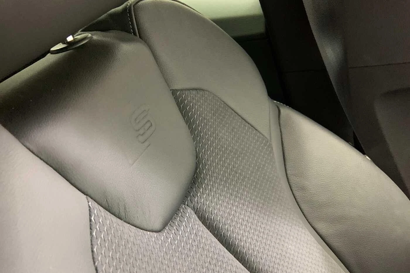 Audi-SQ2-image-17