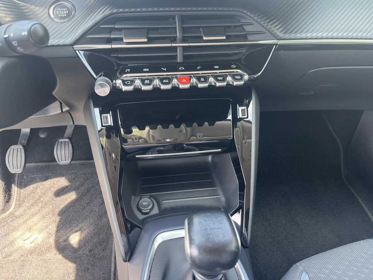 Peugeot-2008-image-14
