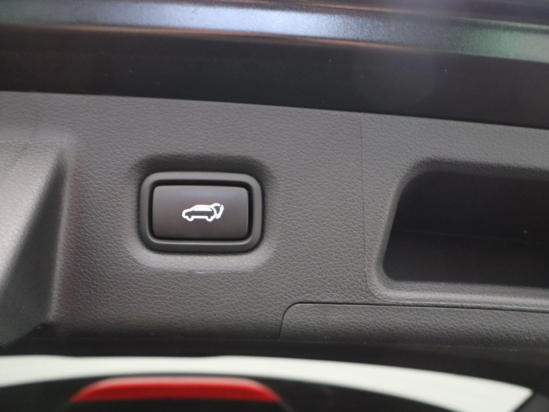 Hyundai-Santa Fe-image-32