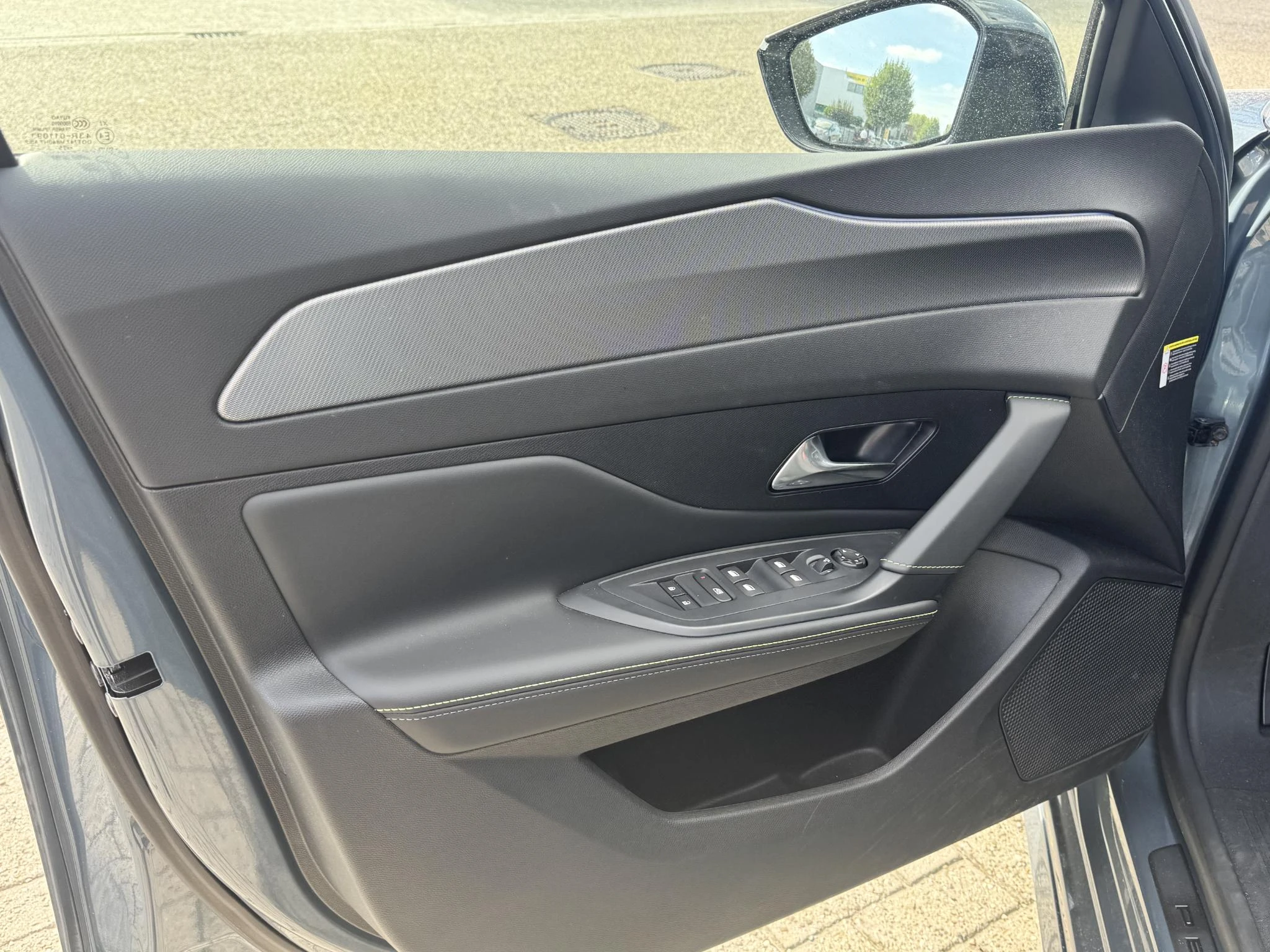 Peugeot-e-308-image-25