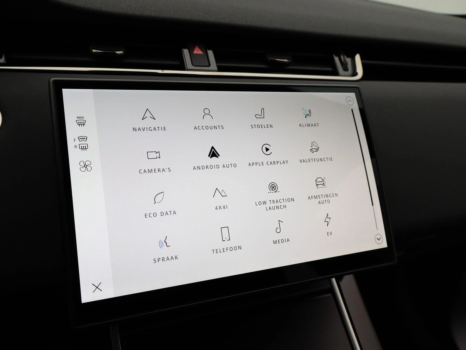 Land Rover-Range Rover Evoque-image-22