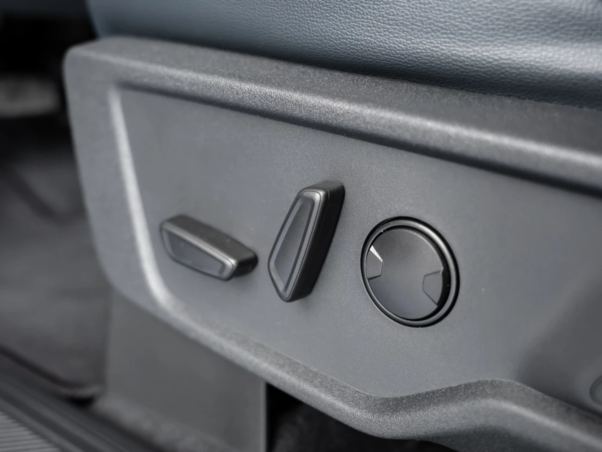 Ford-Bronco-image-17