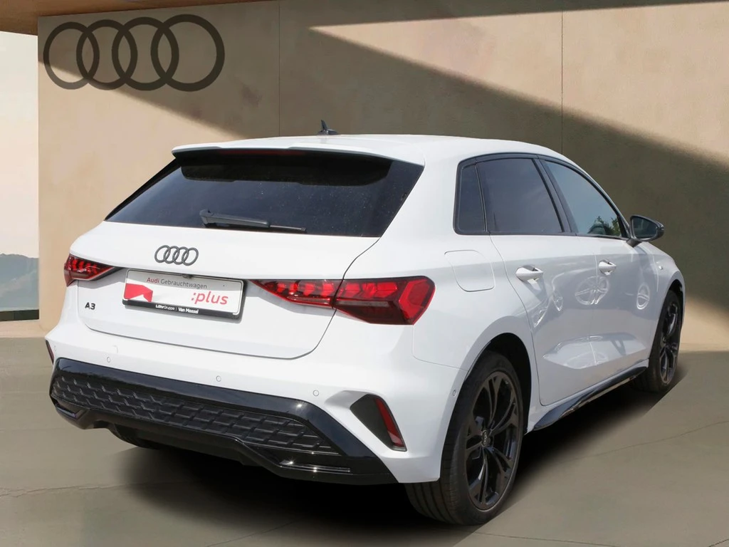 Audi A3 Sportback 40 TFSI e S line 18"|PANO|SHZ|RFK|