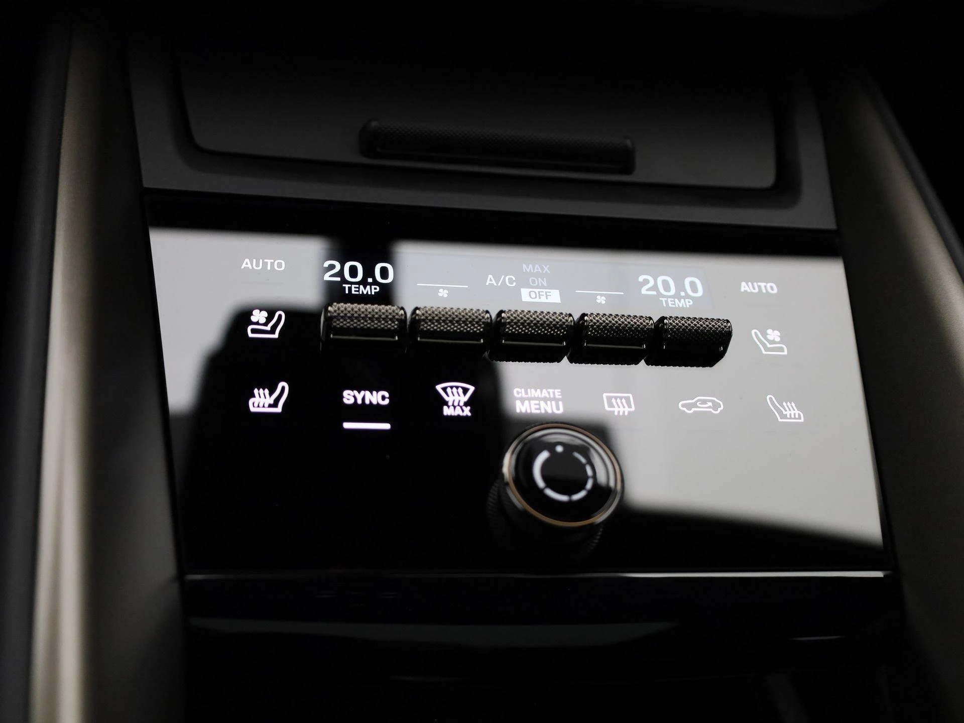 Porsche-Macan-image-18