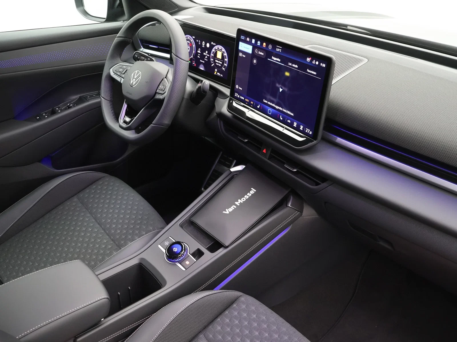 Volkswagen-T-Roc-image-2