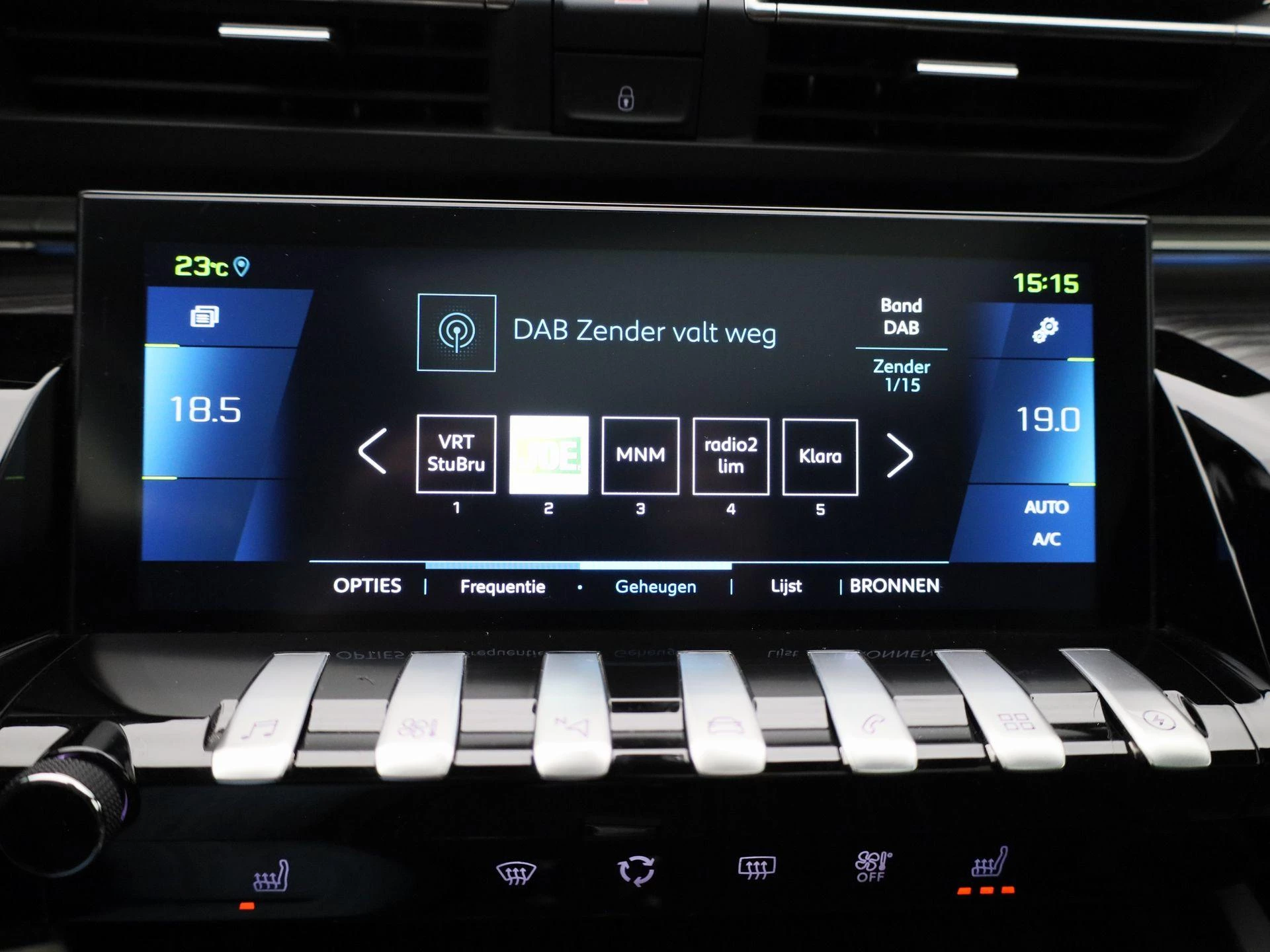 Peugeot-508-image-18