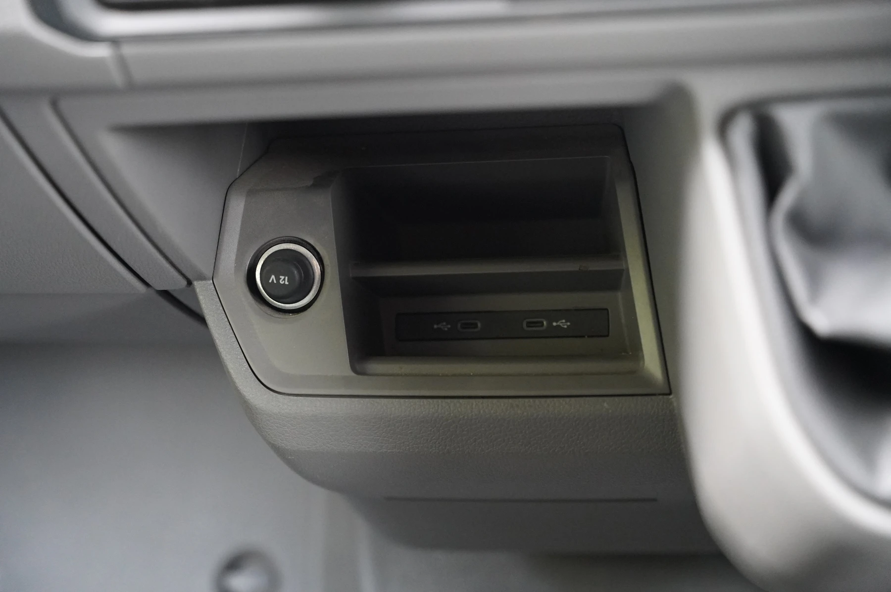 Volkswagen-Crafter-image-31