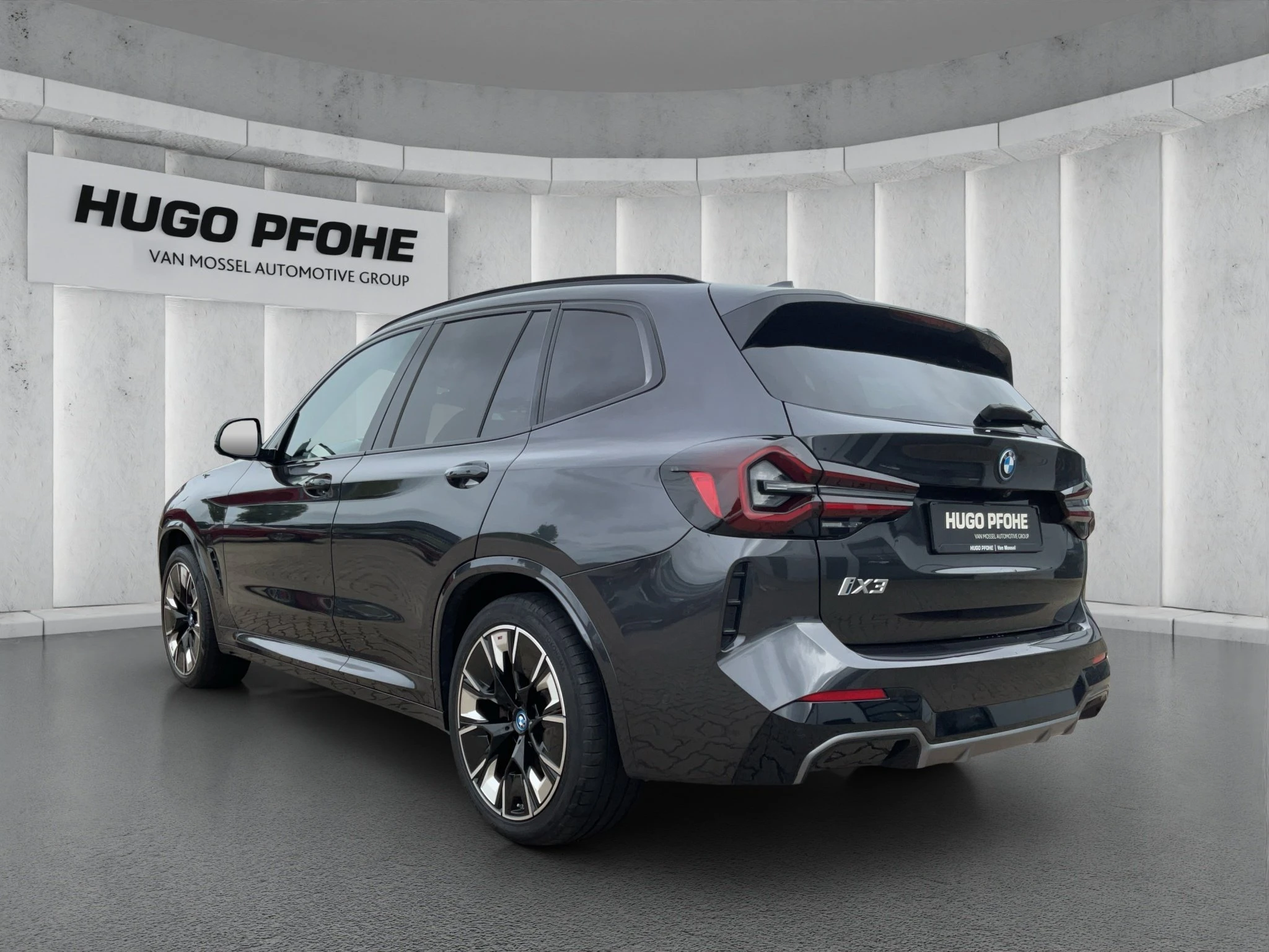 BMW-iX3-image-2
