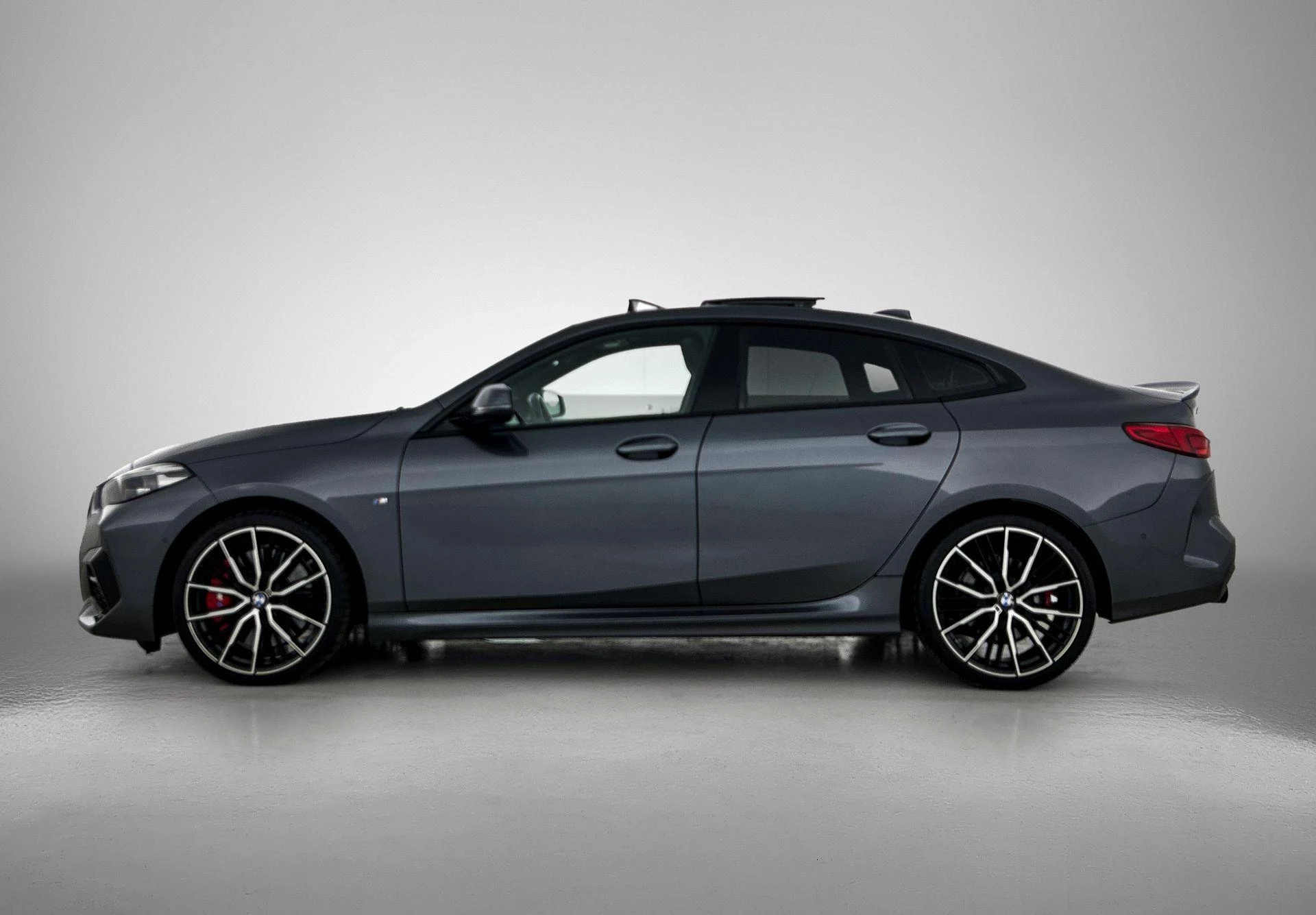 BMW-2 Serie-image-1
