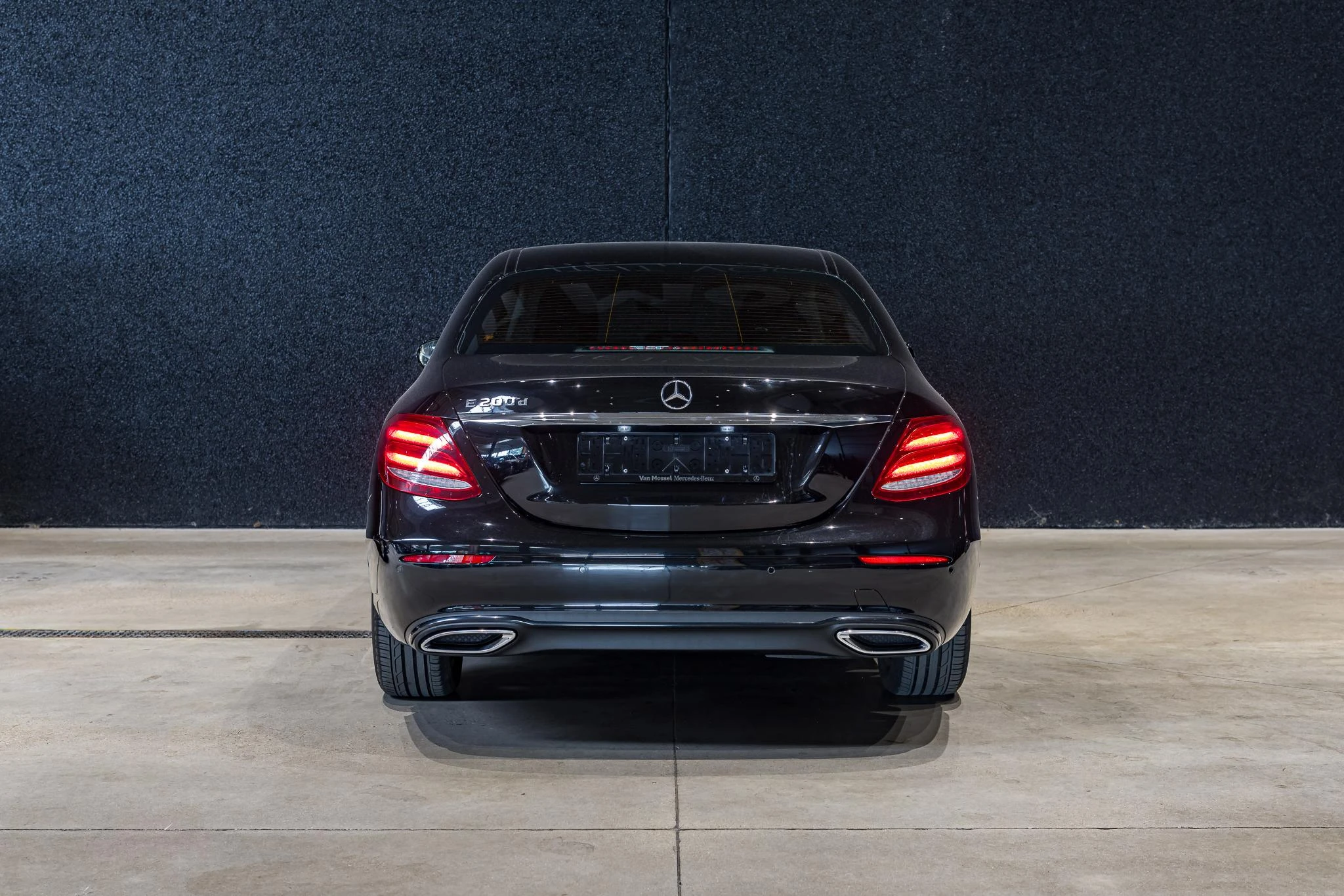 Mercedes-Benz-Classe E-image-4