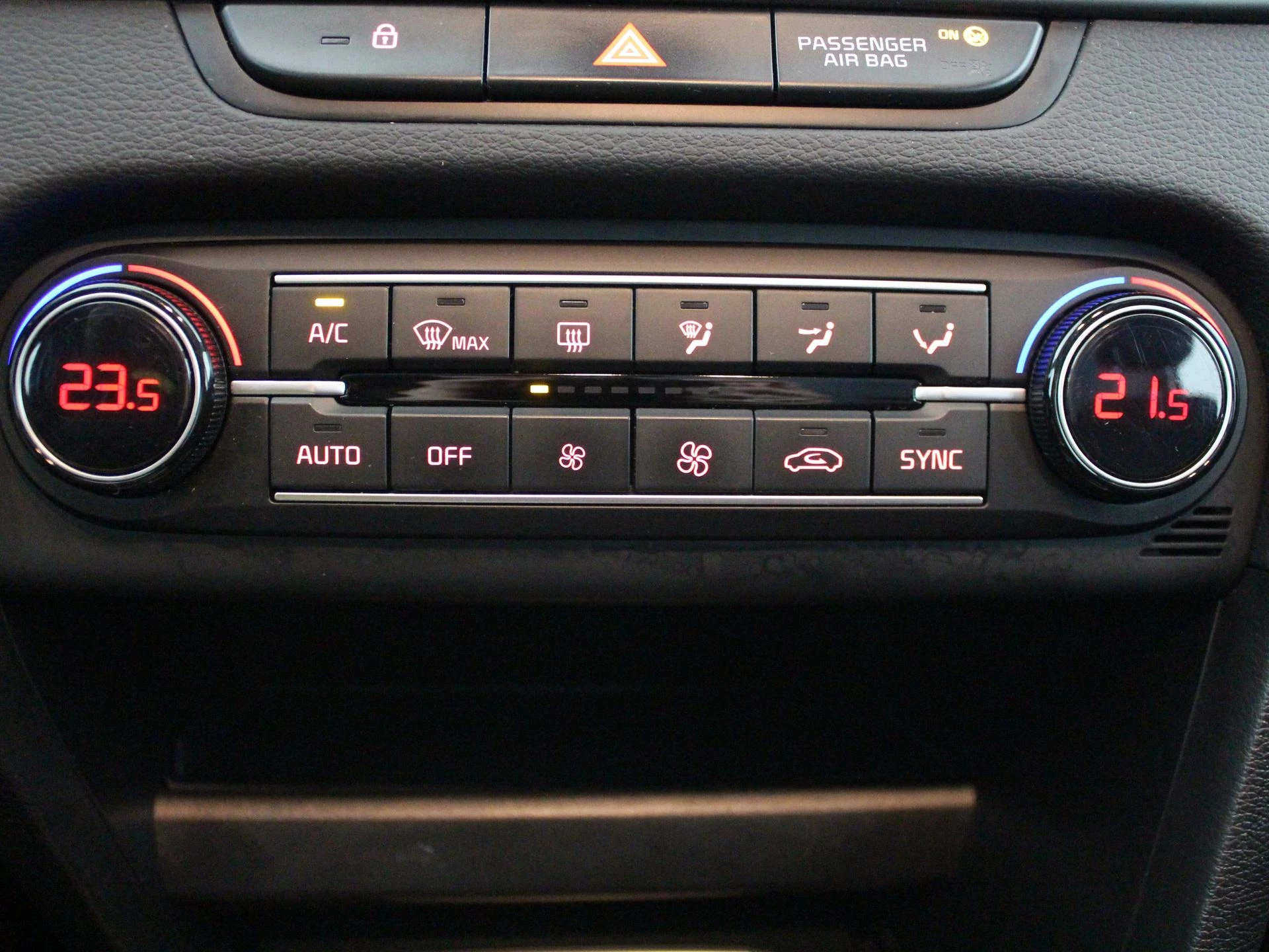 Kia-Ceed Sportswagon-image-11