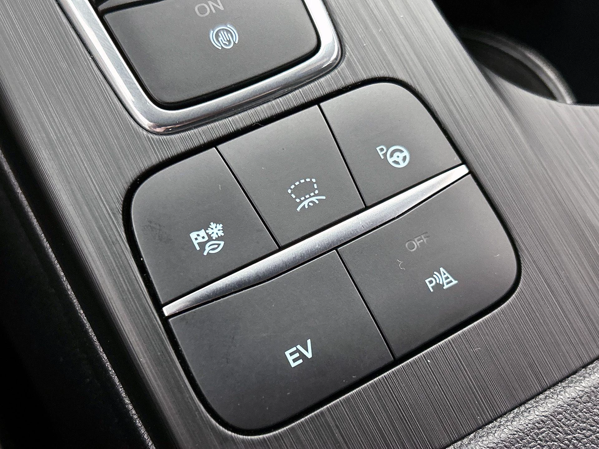 Ford-Kuga-image-10