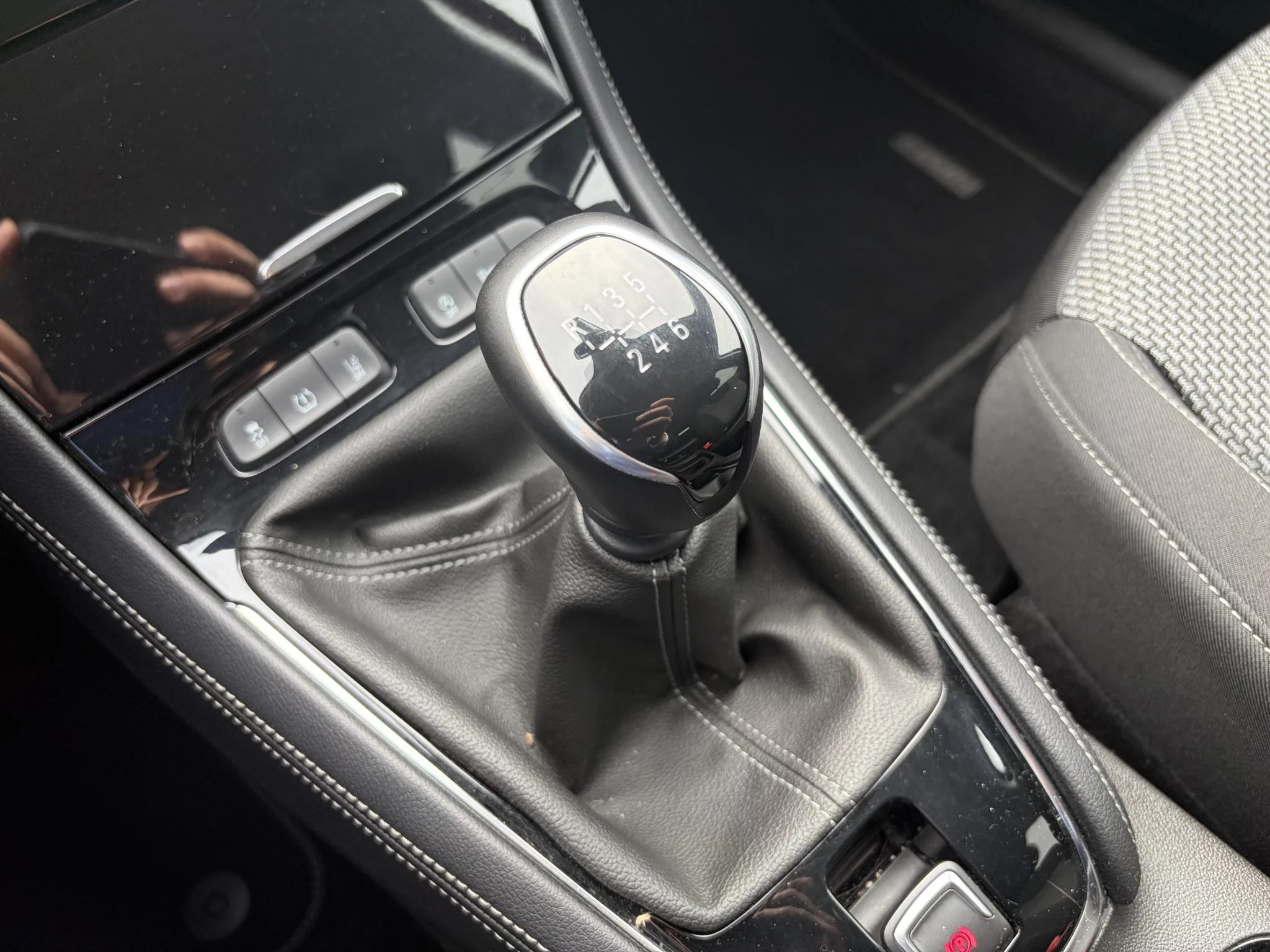Opel-Grandland X-image-21
