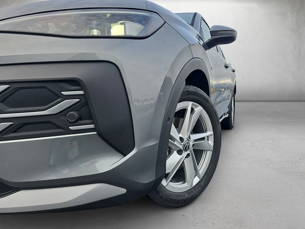 Volkswagen-T-Roc-image-3