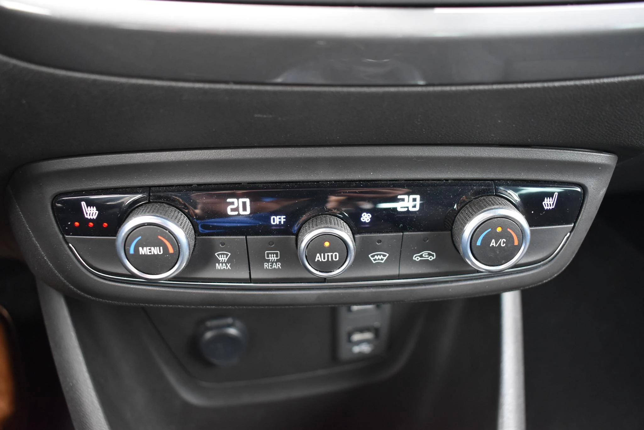 Opel-Crossland-image-17