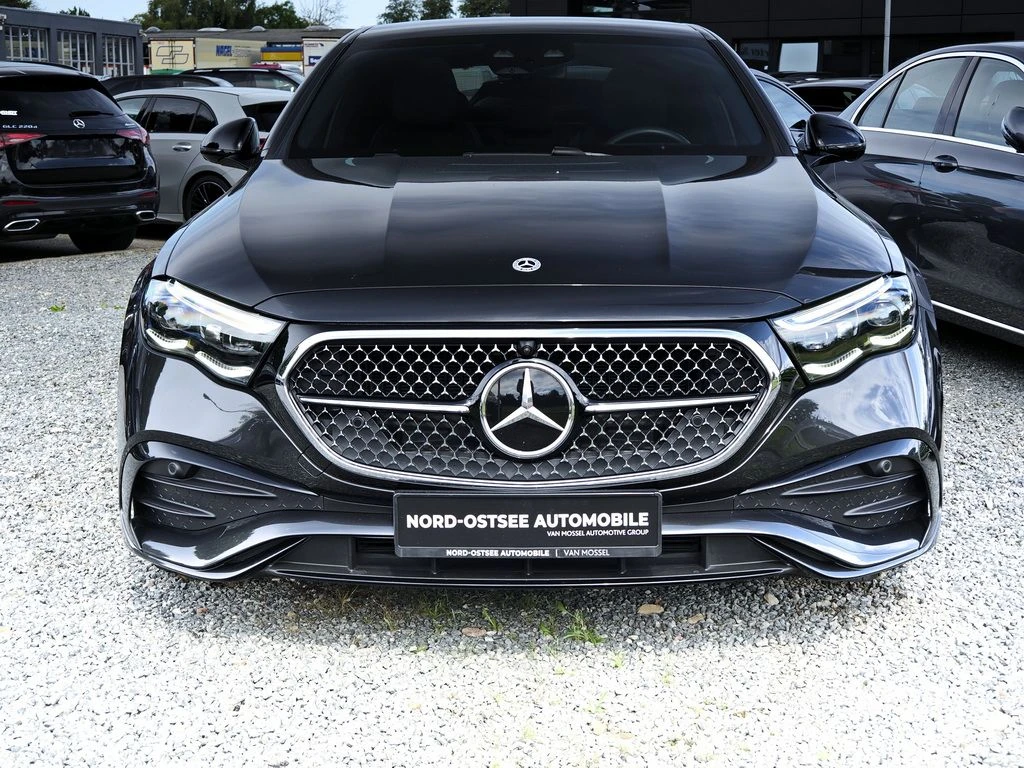 Mercedes-Benz-E-Klasse 200-image-3