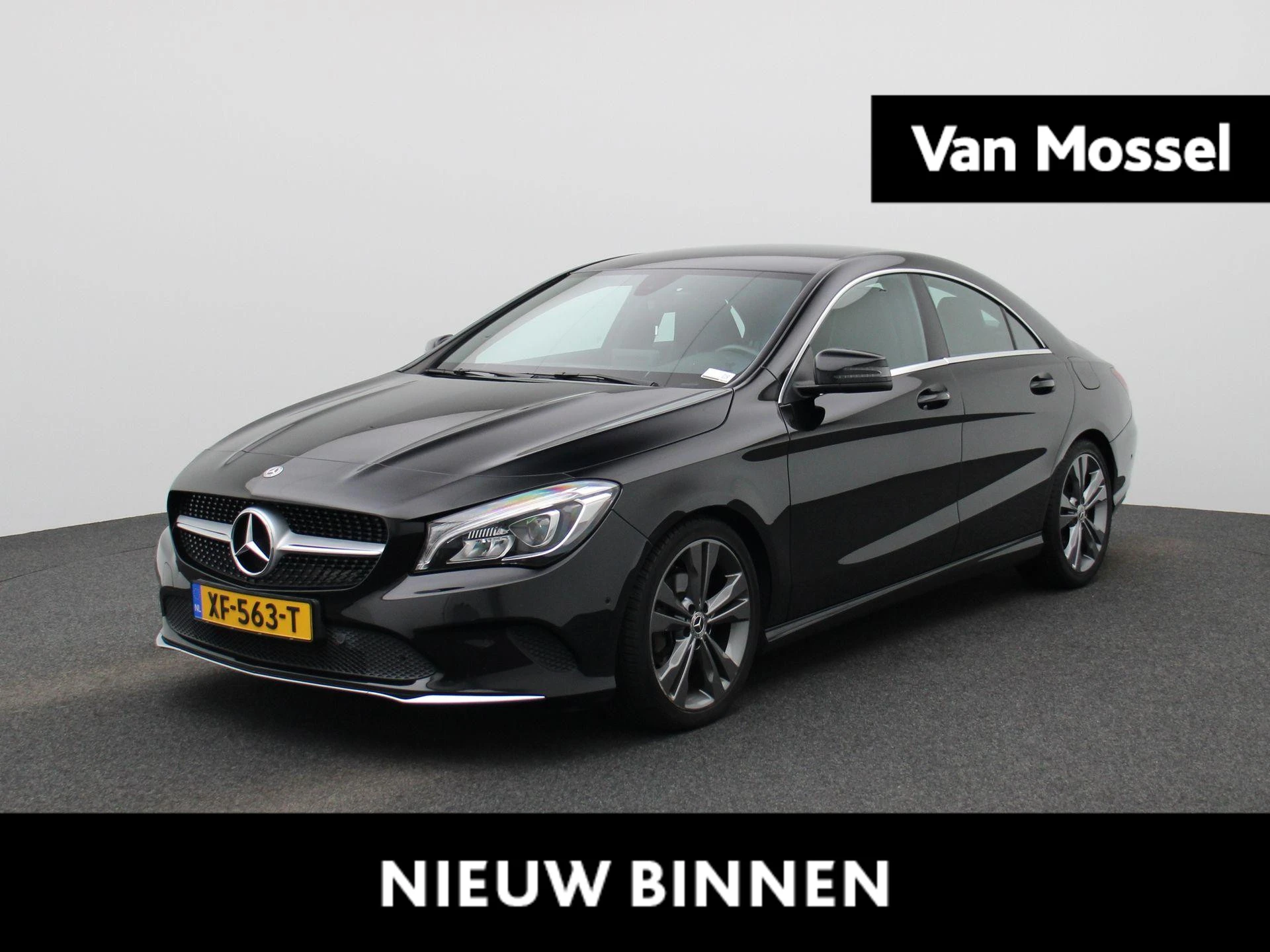 Mercedes-Benz-CLA-image-0