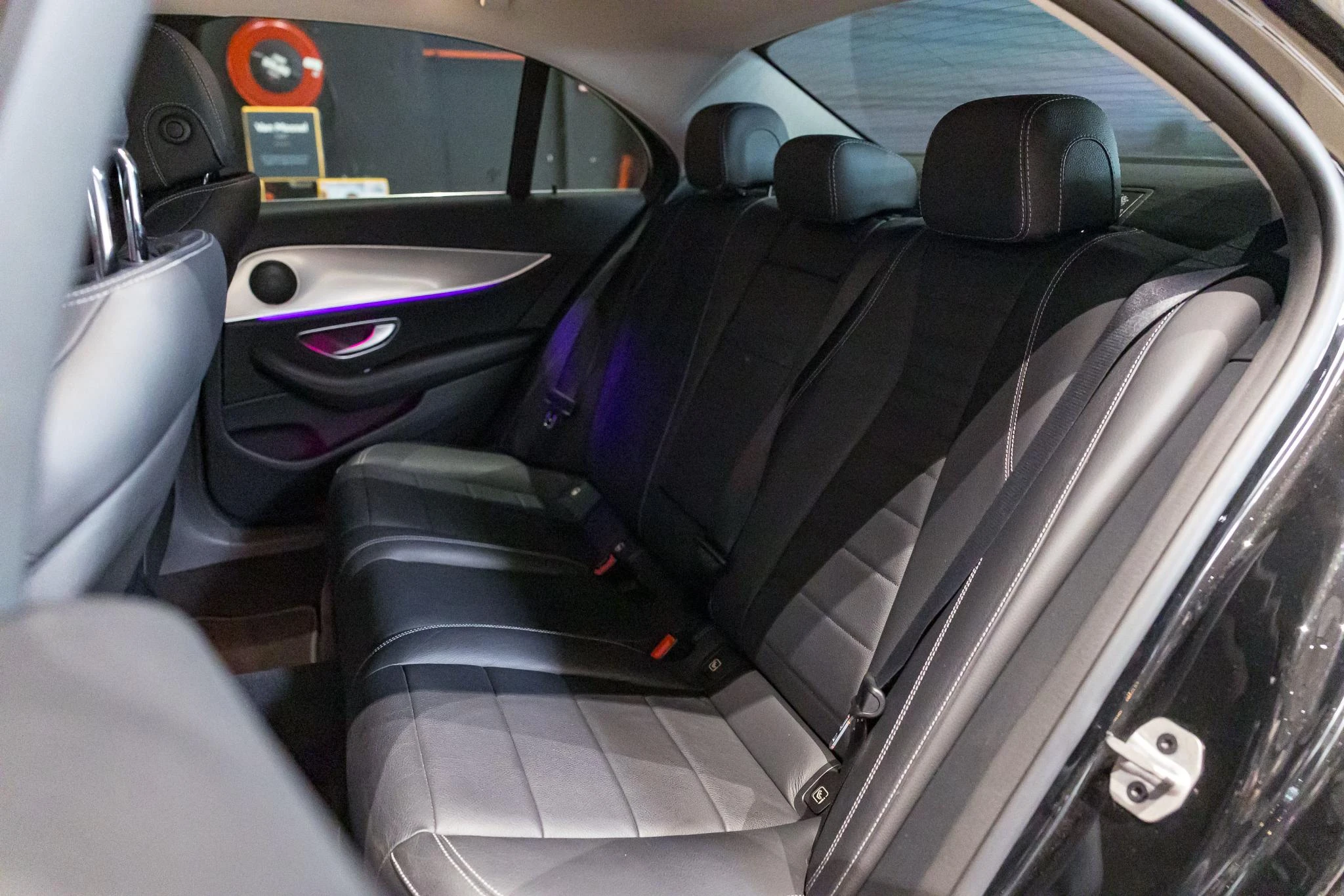 Mercedes-Benz-Classe E-image-11