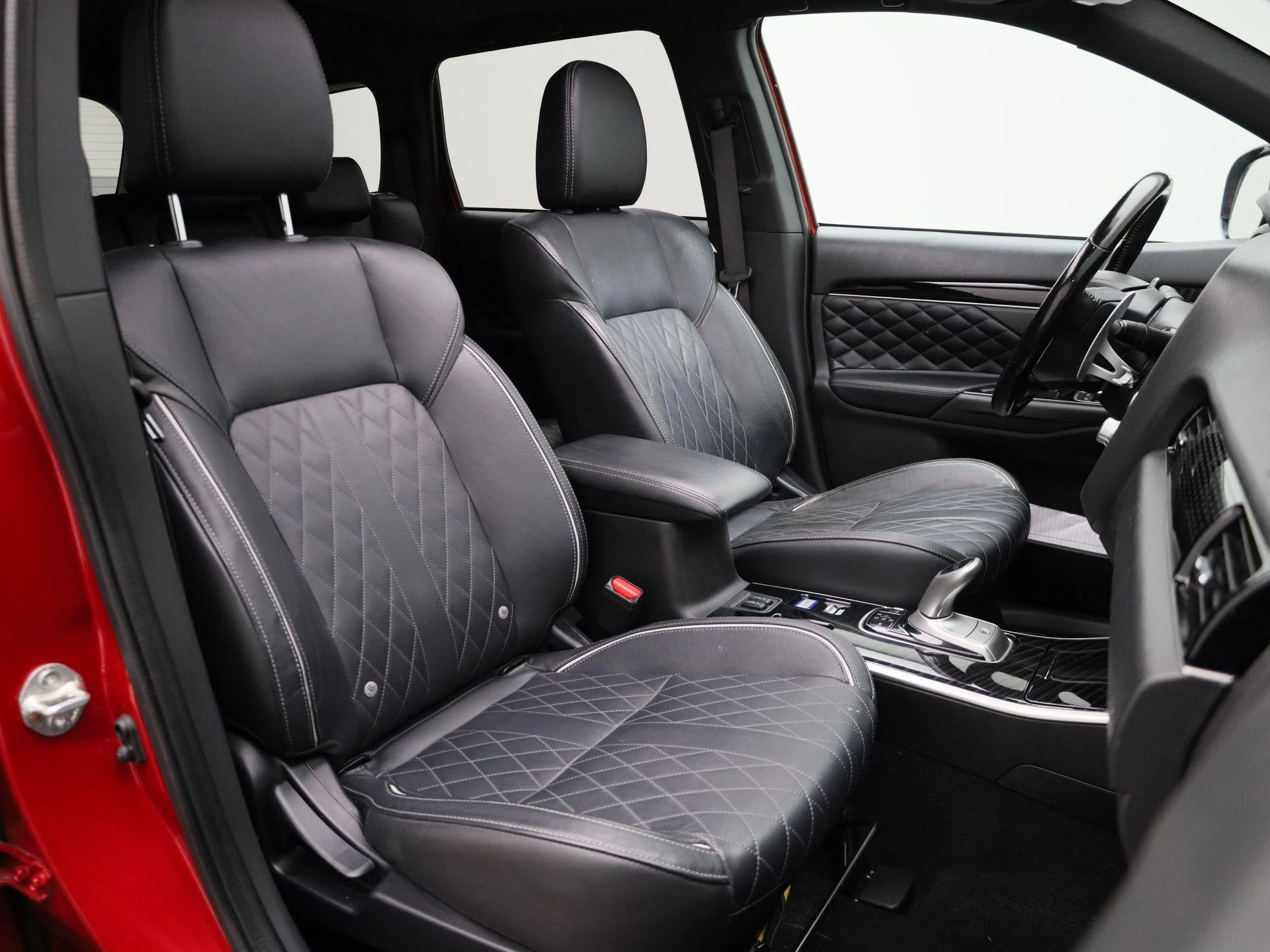 Mitsubishi-Outlander-image-38
