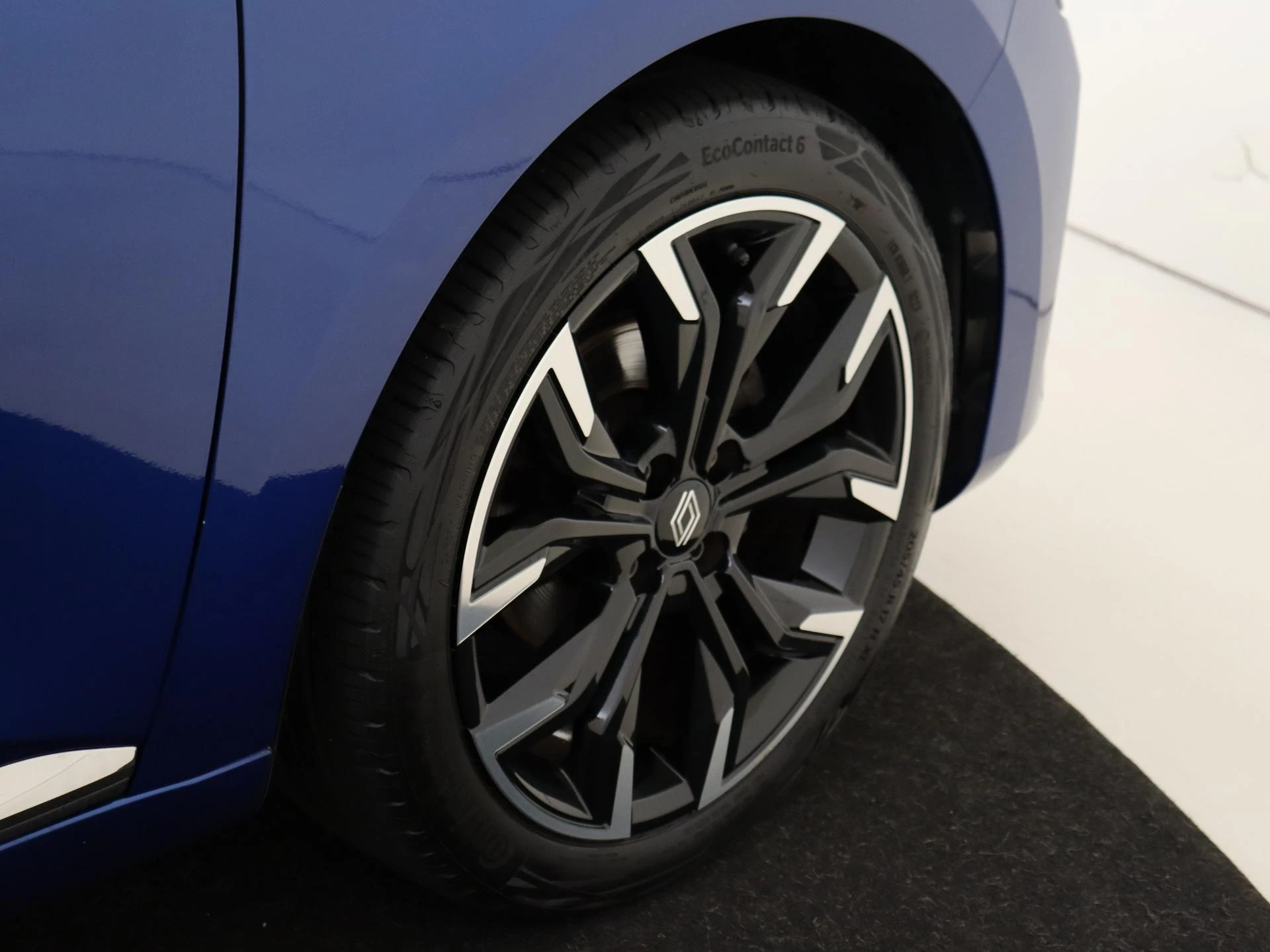 Renault-Clio-image-24