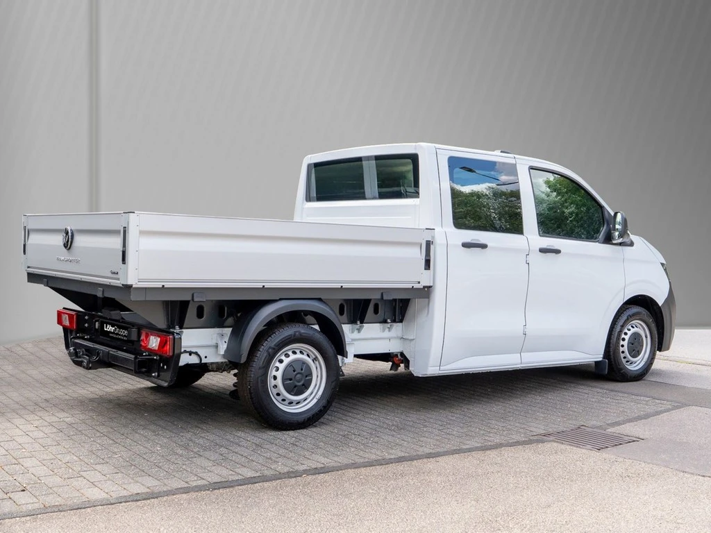 Volkswagen-Transporter-image-3