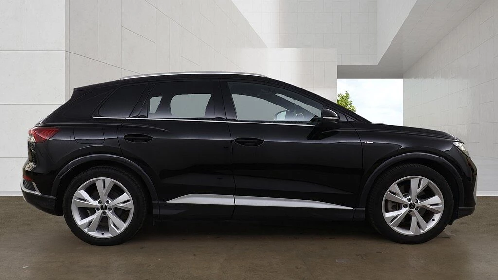 Audi-Q4 e-tron-image-4