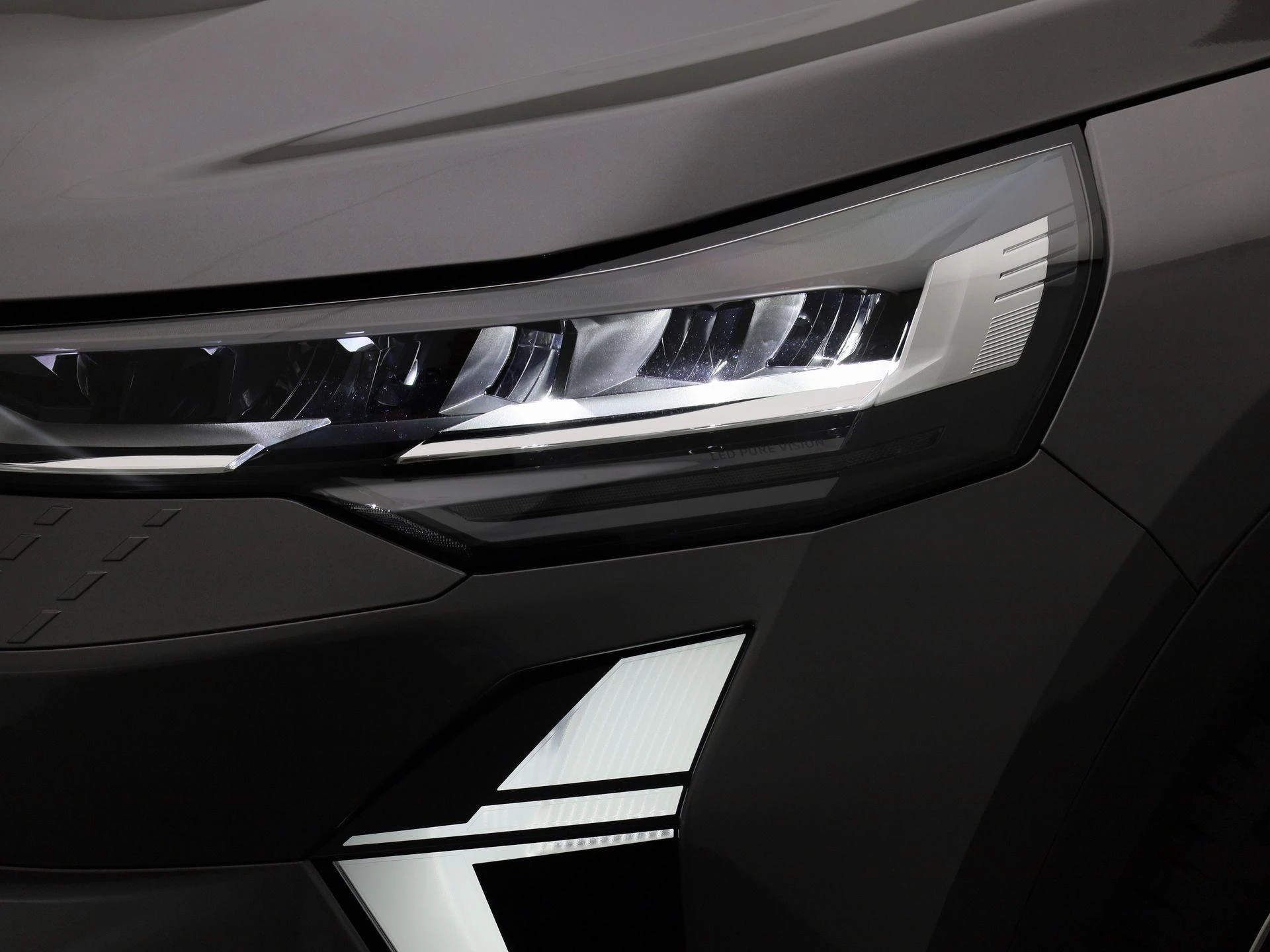 Renault-Captur-image-12