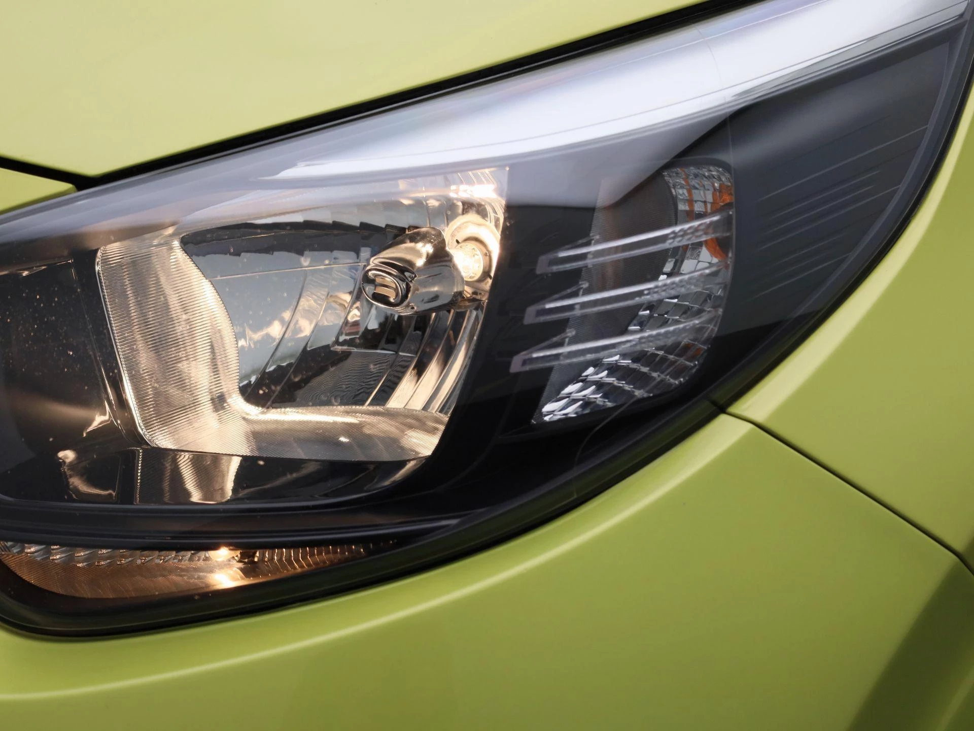 Kia Picanto 1.0 DPi DynamicLine