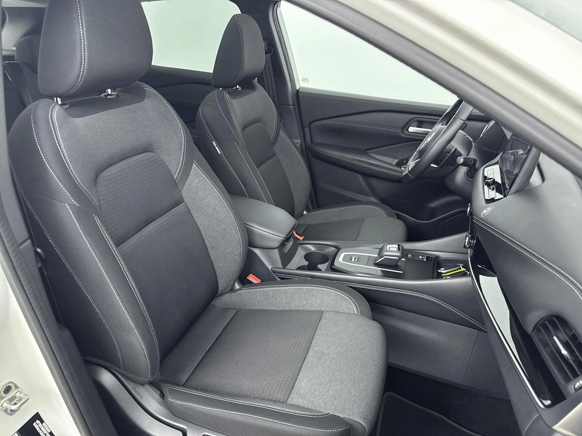 Nissan-QASHQAI-image-26
